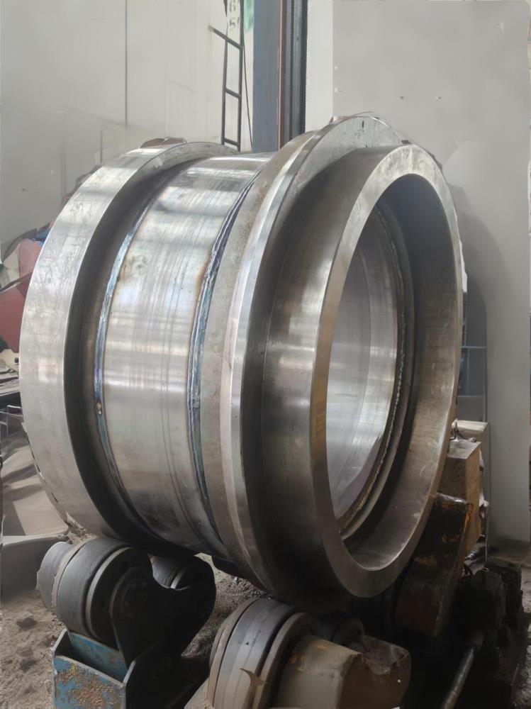 1000吨打包机油缸焊接法兰